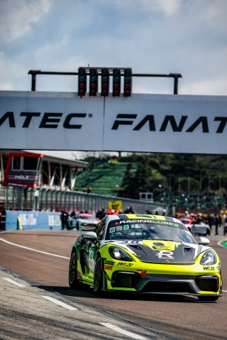 #38 W&S Motorsport Porsche 718 Cayman GT4 RS CS Andrey Solukovtsev ND Mikhail Loboda ND Am, GT4, Race 2
 | SRO / TWENTY-ONE CREATION - Jules Benichou