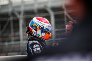 #87 AKKODIS ASP Mercedes AMG GT4 AKKA ASP FRA Jim Pla FRA Jean Luc Beaubelique FRA Pro-Am, GT4, GridWalk, Race 1
 | SRO / TWENTY-ONE CREATION - Jules Benichou