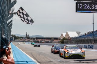 Finish, Race 2
 | SRO / Patrick Hecq Photography