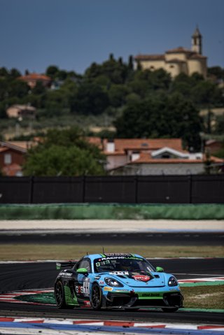 #44-0952381 Allied Racing Porsche 718 Cayman GT4 RS CS Moritz Wiskirchen Alexander Hartvig Silver Cup, Free Practice 1
 | SRO / Kevin Pecks