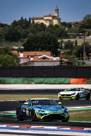 #18 Team Spirit Racing  Aston Martin AMR Vantage GT4 Markus Lungstrass Henrik Lyngbye Pedersen Am, Free Practice 1
 | SRO / Kevin Pecks