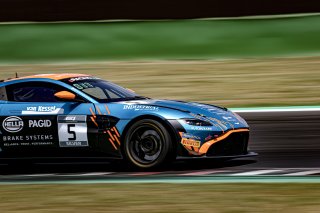 #5 Team Spirit Racing  Aston Martin AMR Vantage GT4 Kenton Koch Thijmen Nabuurs Silver Cup, Free Practice 1
 | SRO / Kevin Pecks