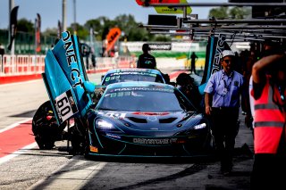 Free Practice 1, Pitlane
 | SRO / Patrick Hecq Photography