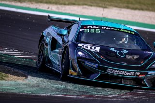 #60 Greystone GT McLaren 570S GT4 Alain Valente Richard Distl Pro-Am, Free Practice 2
 | SRO / Kevin Pecks