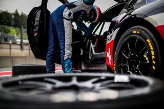 #19 Racing Spirit of Leman Aston Martin AMR Vantage GT4 Tom Canning Akhil Rabindra Silver Cup, GT4 - European Series, Pitlane, Private Testing
 | SRO / TWENTY-ONE CREATION - Jules Benichou