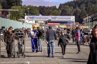 Race 2
 | SRO / Kevin Pecks
