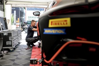 Paddock
 | SRO / Kevin Pecks