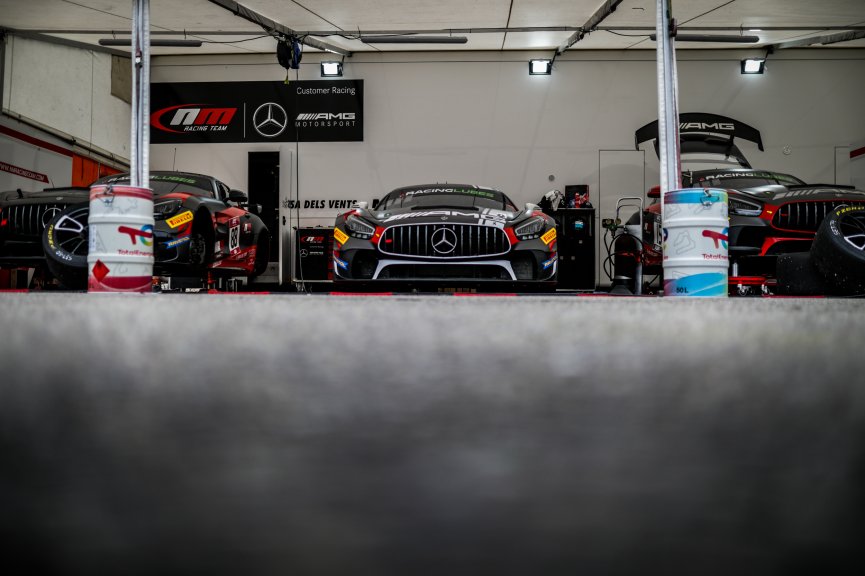 GT4 - European Series, Paddock
