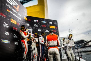 Podium, Race 1
 | SRO / TWENTY-ONE CREATION - Jules Benichou