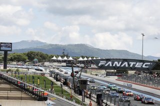 Race 1, Start
 | © SRO / Patrick Hecq Photography