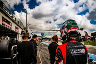 #17 - V8 Racing - Dante RAPPANGE - Kenny HERREMANS - Chevrolet Camaro GT4.R - Silver, GT4 European Series, Pitlane, Race 1
 | © SRO - TWENTY-ONE CREATION | Jules Benichou
