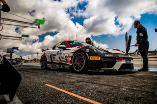 #442 - W&S Motorsport - Gustavo XAVIER (R) - Taylor HAGLER - Porsche 718 Cayman GT4 RS CS - Pro-Am, GT4 European Series, Pitlane, Race 1
 | © SRO - TWENTY-ONE CREATION | Jules Benichou