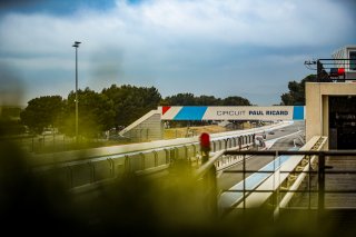Race 2
 | © SRO - TWENTY-ONE CREATION | Jules Benichou