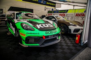 GT4 European Series, Paddock, Set Up
 | © SRO - TWENTY-ONE CREATION | Jules Benichou