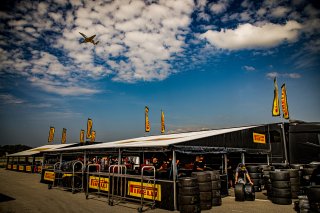 Paddock, Pirelli
 | © SRO - TWENTY-ONE CREATION | Jules Benichou