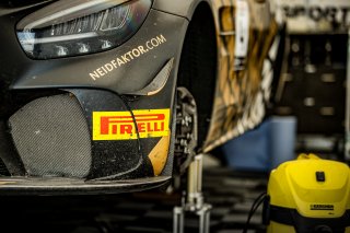 GT4 European Series, Paddock, Set Up
 | © SRO - TWENTY-ONE CREATION | Jules Benichou