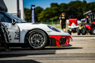 GT4 European Series, Paddock, Set Up
 | © SRO - TWENTY-ONE CREATION | Jules Benichou