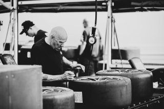 Paddock, Pirelli
 | © SRO - TWENTY-ONE CREATION | Jules Benichou