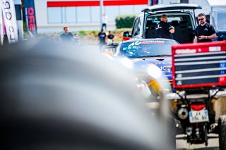 GT4 European Series, Paddock, Set Up
 | © SRO - TWENTY-ONE CREATION | Jules Benichou
