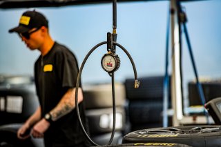 Paddock, Pirelli
 | © SRO - TWENTY-ONE CREATION | Jules Benichou