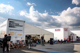 Paddock
 | © SRO / Kevin Pecks 1VIER