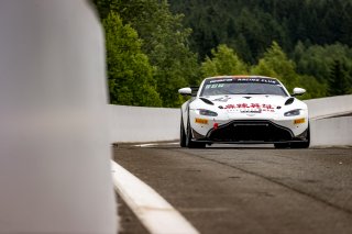 #27 - Newbridge Motorsport - Newbridge Motorsport - Gus BOWERS  - Liu LIC KA - Aston Martin Vantage AMR GT4 - Pro-Am, Free Practice 1
 | © SRO / Kevin Pecks 1VIER
