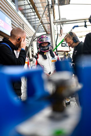 GT4 European Series, Pitlane, Qualifyings
 | &copy;SRO/ JULES BEAUMONT