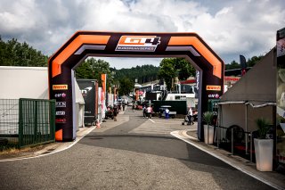 Paddock
 | &copy; SRO / Kevin Pecks 1VIER