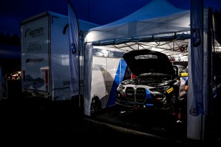 #117 - L'ESPACE BIENVENUE - Racetivity - Benjamin LESSENNES - Ricardo VAN DER ENDE - BMW M4 GT4 G82 - Silver, Paddock
 | © SRO / Kevin Pecks 1VIER