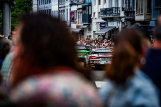 #442 - W&S Motorsport - W&S Motorsport GmbH - Gustavo XAVIER (R) - Taylor HAGLER - Porsche 718 Cayman GT4 RS CS - Pro-Am, GT4 European Series, Parade
 | © SRO - TWENTY-ONE CREATION | Jules Benichou