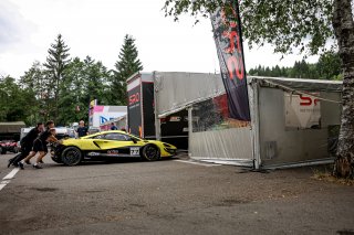 Scrutineering
 | © SRO / Kevin Pecks 1VIER