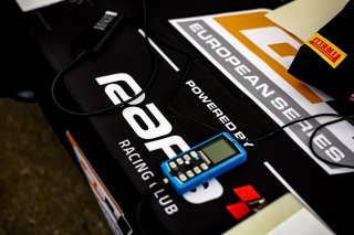 Scrutineering
 | © SRO / Kevin Pecks 1VIER