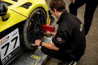 Scrutineering
 | © SRO / Kevin Pecks 1VIER