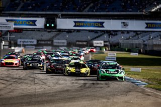 Race 1, Start
 | &copy; SRO / Kevin Pecks 1VIER