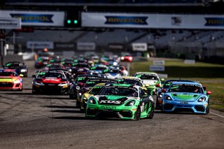 Race 1, Start
 | &copy; SRO / Kevin Pecks 1VIER