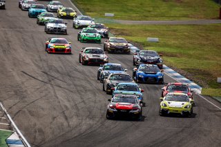 Race 2, Start
 | © SRO / Kevin Pecks 1VIER