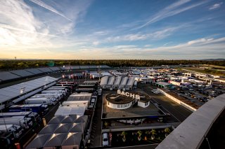 Paddock
 | © SRO / Kevin Pecks 1VIER
