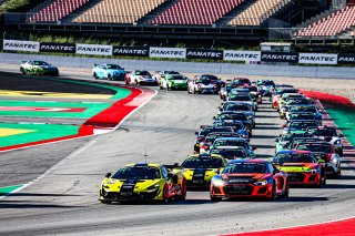 Race 1, Start
 | &copy; SRO / Patrick Hecq Photography