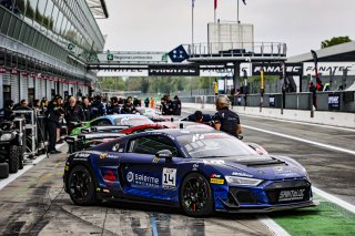 Official Paid Test Session, Pitlane
 | © SRO / Patrick Hecq Photography