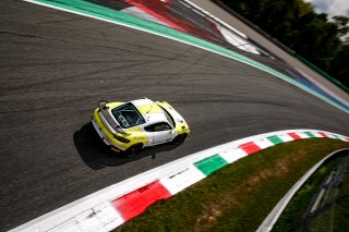 #94 - SRS Team Sorg Rennsport - Ivan EKELCHIK - Lion DUKER - Porsche 718 Cayman GT4 RS CS - Silver, Free Practice 2
 | © SRO / Kevin Pecks 1VIER