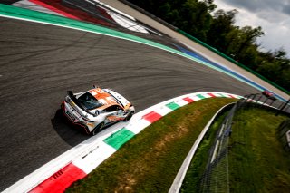 #27 - Newbridge Motorsport - Alex DENNING - Matt TOPHAM - Aston Martin Vantage AMR GT4 - Pro-Am, Free Practice 2
 | © SRO / Kevin Pecks 1VIER