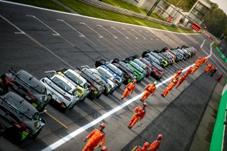 Race 1
 | © SRO / Jules Benichou