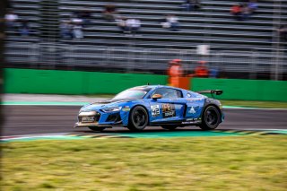 #42 - Sainteloc Junior Team - Gregory GUILVERT - Christophe HAMON - Audi R8 LMS GT4 - Pro-Am, Race 1
 | © SRO / Kevin Pecks 1VIER