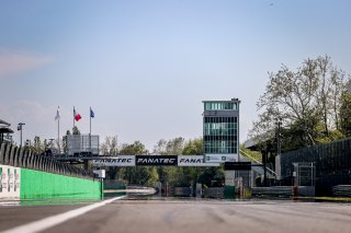 Trackwalk
 | SRO / Kevin Pecks