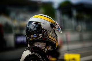 #77 - Elite Motorsport with Entire Race Engineering - Josh RATTICAN - Tom EMSON - McLaren Artura GT4 - Silver, GT4 European Series, Pitlane, Qualifyings
 | © SRO - TWENTY-ONE CREATION | Jules Benichou