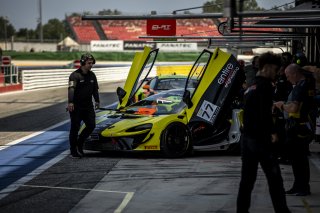 #77 - Elite Motorsport with Entire Race Engineering - Josh RATTICAN (R) - Tom EMSON (R) - McLaren Artura GT4 - Silver, Free Practice 1, GT4 European Series
 | © SRO / Patrick Hecq Photography