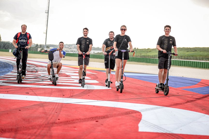#5 - Mirage RACING - Jamie DAY - Ruben DEL SARTE - Aston Martin Vantage AMR GT4 - Silver, #7 - Mirage RACING by MB Performance - Louis MERIC - Romain CARTON - Aston Martin Vantage AMR GT4 - Silver, GT4 European Series, Track Walk
