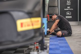 Paddock
 | © SRO / Kevin Pecks 1VIER
