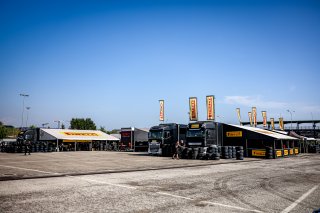 Paddock
 | © SRO / Kevin Pecks 1VIER