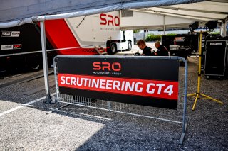 Paddock
 | © SRO / Kevin Pecks 1VIER